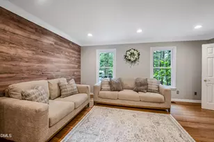 924 Carnoustie Cir, Cary, NC 27511 - Photo 2