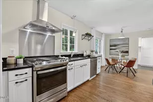802 Churchill Dr, Chapel Hill, NC 27517 - Photo 10