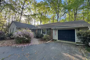 140 Holly Ln, Sanford, NC 27332 - Photo 1