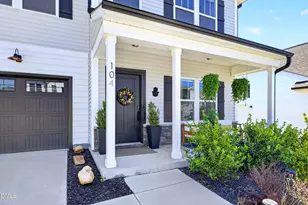 104 Curling Crk Dr, Clayton, NC 27527 - Photo 4