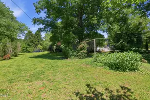 2415 Sunnyfield Ct, Hillsborough, NC 27278 - Photo 44