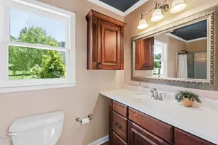 2415 Sunnyfield Ct, Hillsborough, NC 27278 - Photo 18