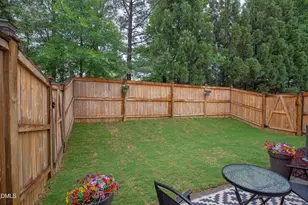 8619 Thunderwood Dr, Raleigh, NC 27617 - Photo 28