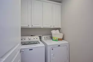 8619 Thunderwood Dr, Raleigh, NC 27617 - Photo 16