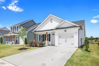 619 Sturgeon Street, Smithfield, NC 27577 - Photo 2