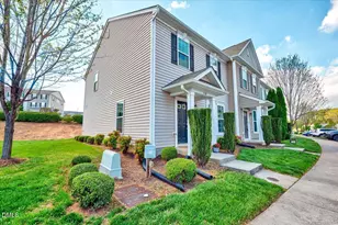 1104 Renewal Pl, Raleigh, NC 27603 - Photo 2