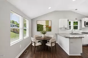 221 Turner St, Holly Springs, NC 27540 - Photo 2