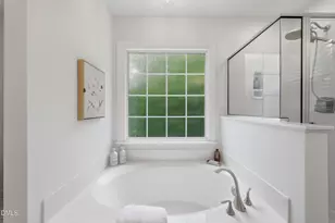 8809 Braceridge Rd, Raleigh, NC 27613 - Photo 22