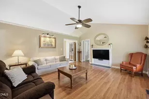 409 Brown Cir, Rolesville, NC 27571 - Photo 4