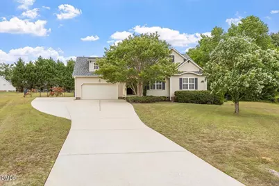 31 Brenda Court, Clayton, NC 27520 - Photo 2