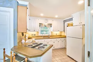 100 Ironwoods Dr, Chapel Hill, NC 27516 - Photo 10