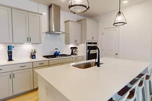 1720 Pinecliff Ct, Fuquay-Varina, NC 27526 - Photo 10
