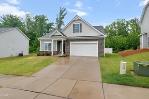 715 Lakemont Dr, Clayton, NC 27520 - Photo 2