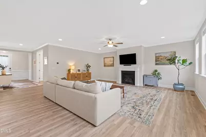 6721 Winter Garden Way, Holly Springs, NC 27540 - Photo 10