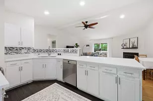 1806 Tarbert Dr, Cary, NC 27511 - Photo 6