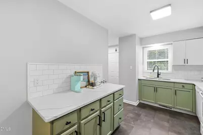 111 Weatherstone Drive #Unit B, Chapel Hill, NC 27514 - Photo 8