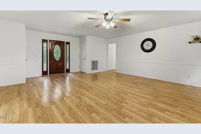 301 Edgewater Drive, Broadway, NC 27505 - Photo 2