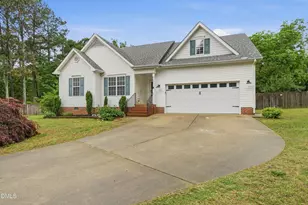 1616 Wet Stone Dr, Fuquay Varina, NC 27526 - Photo 8