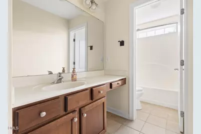 511 E Hatterleigh Avenue, Hillsborough, NC 27278 - Photo 38