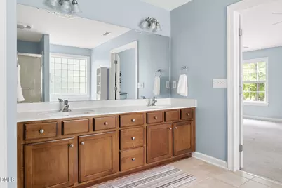 511 E Hatterleigh Avenue, Hillsborough, NC 27278 - Photo 30
