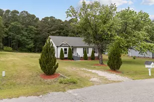 127 Riders Ridge Ln, Willow Springs, NC 27592 - Photo 6