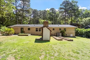 1621 Stonehurst Rd, Raleigh, NC 27607 - Photo 32
