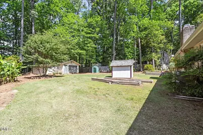 1621 Stonehurst Road, Raleigh, NC 27607 - Photo 34