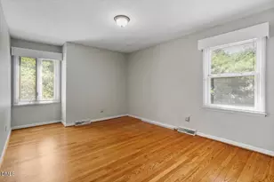 1621 Stonehurst Rd, Raleigh, NC 27607 - Photo 22