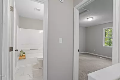 4242 Kaplan Drive, Raleigh, NC 27606 - Photo 24
