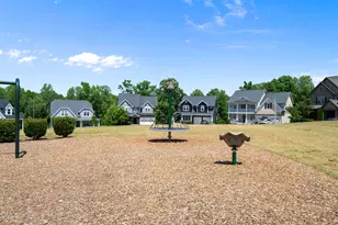 128 Pointe Park Cir, Holly Springs, NC 27540 - Photo 6