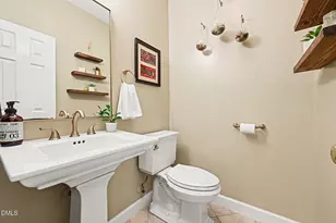609 Palafox Dr, Chapel Hill, NC 27516 - Photo 18