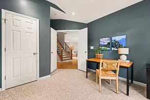609 Palafox Dr, Chapel Hill, NC 27516 - Photo 16