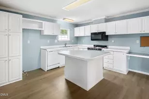 795 Patterson, Broadway, NC 27505 - Photo 12