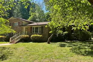 400 Briarcliff Ln, Cary, NC 27511 - Photo 2