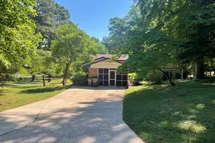 400 Briarcliff Ln, Cary, NC 27511 - Photo 10