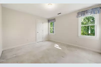 305 Parkknoll Lane, Cary, NC 27519 - Photo 32