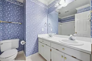 305 Parkknoll Ln, Cary, NC 27519 - Photo 28