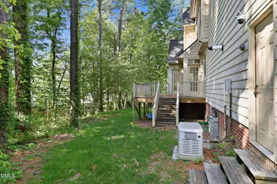 305 Parkknoll Lane, Cary, NC 27519 - Photo 44