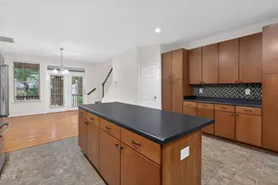 3018 Freeport Dr, Cary, NC 27519 - Photo 16