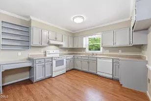 427 Overman Dr, Burlington, NC 27215 - Photo 10