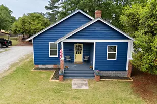 407 W D St, Erwin, NC 28339 - Photo 2