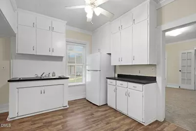 501 N Raiford Street, Selma, NC 27576 - Photo 12