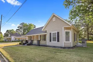 501 N Raiford St, Selma, NC 27576 - Photo 22