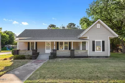 501 N Raiford Street, Selma, NC 27576 - Photo 2