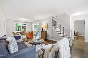 433 E Millbrook Rd, Raleigh, NC 27609 - Photo 4