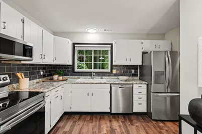 28 Willow Bridge Drive, Durham, NC 27707 - Photo 6
