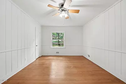 518 W Elk Street, Siler City, NC 27344 - Photo 10