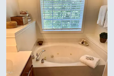 6955 Middleboro Drive, Raleigh, NC 27612 - Photo 32
