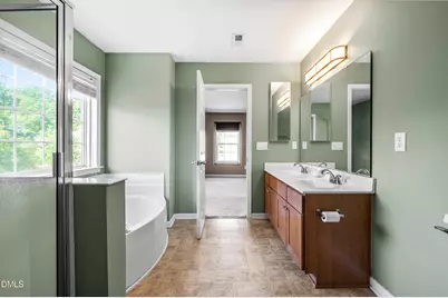 301 Ashburn Lane, Durham, NC 27703 - Photo 14