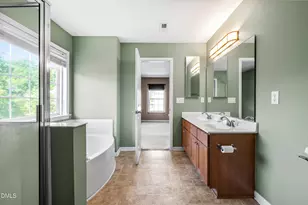 301 Ashburn Ln, Durham, NC 27703 - Photo 14
